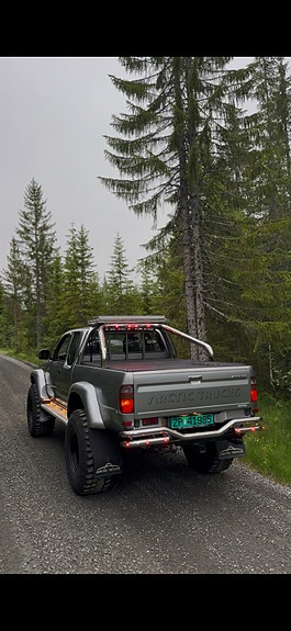 Toyota HiLux 18 of 18