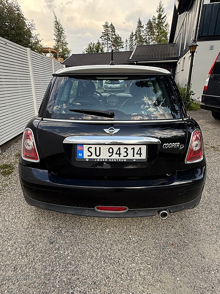 MINI Cooper 19 of 19