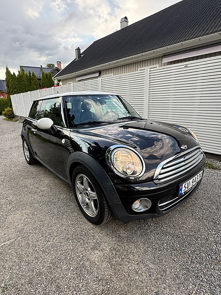 MINI Cooper 4 of 19