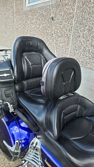 Honda GL 1800 Goldwing 7 of 11