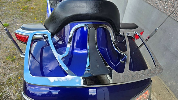 Honda GL 1800 Goldwing 11 of 11