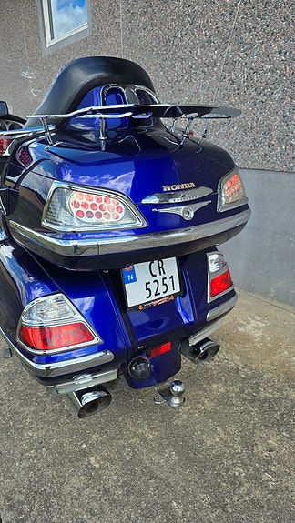 Honda GL 1800 Goldwing 9 of 11