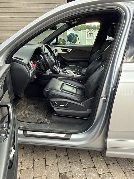 Audi Q7 6 of 10