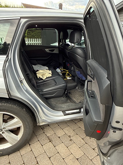 Audi Q7 8 of 10