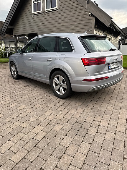 Audi Q7 3 of 10