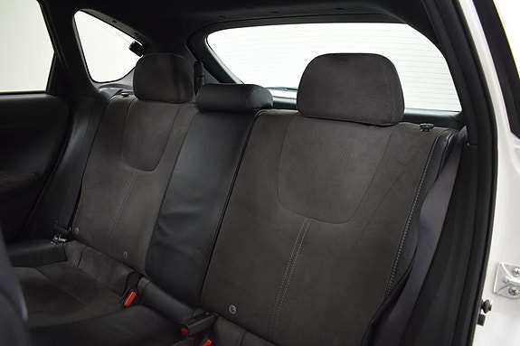Subaru Impreza 16 of 18