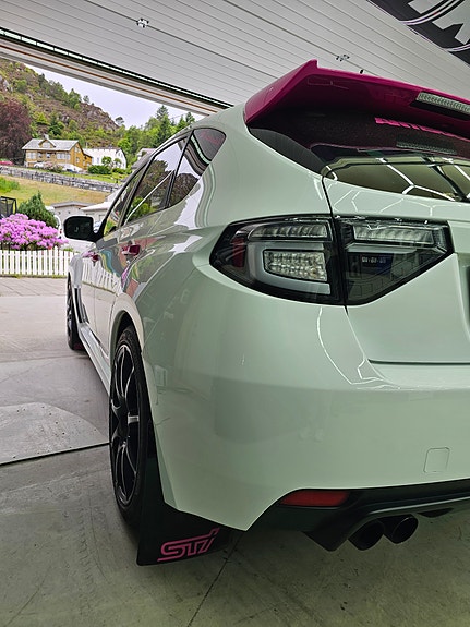 Subaru Impreza 3 of 18
