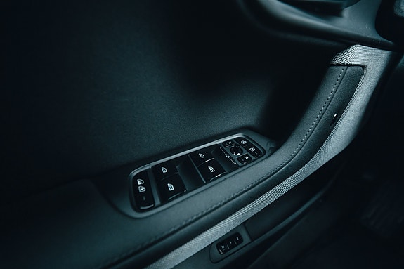 Polestar 2 11 of 16