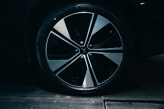 Polestar 2 13 of 16