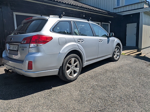 Subaru Outback 10 of 22
