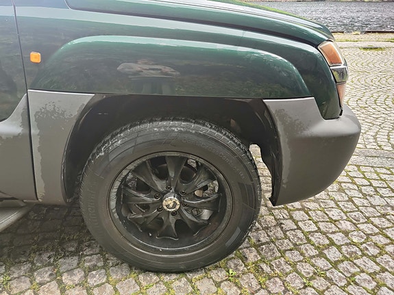 Chevrolet Avalanche 5 of 14