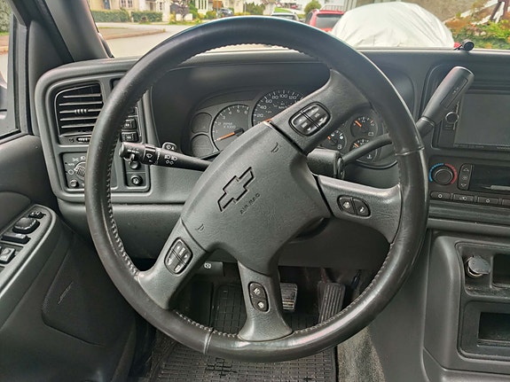 Chevrolet Avalanche 10 of 14