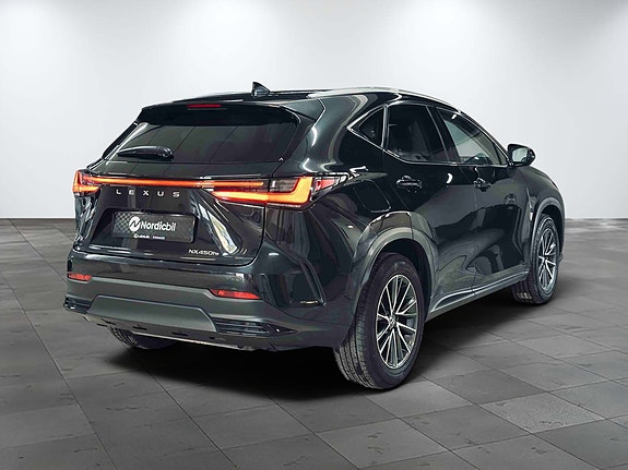 Lexus NX450h 6 of 24
