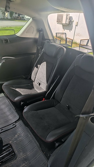 Ford S-MAX 16 of 21