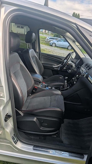 Ford S-MAX 5 of 21