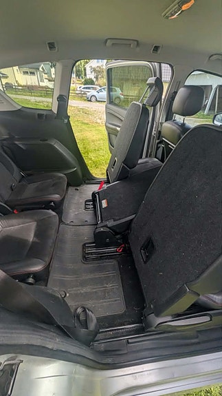 Ford S-MAX 14 of 21