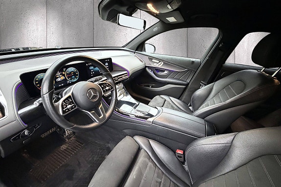 Mercedes-Benz EQC400 16 of 26
