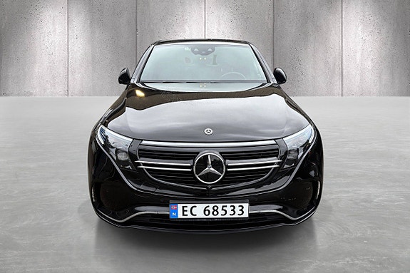 Mercedes-Benz EQC400 2 of 26