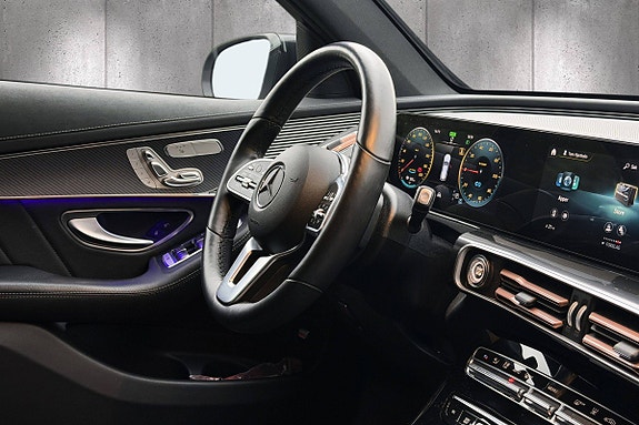 Mercedes-Benz EQC400 11 of 26