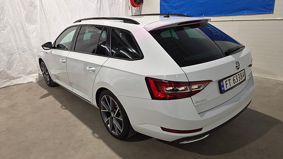 Skoda Superb 5 of 30