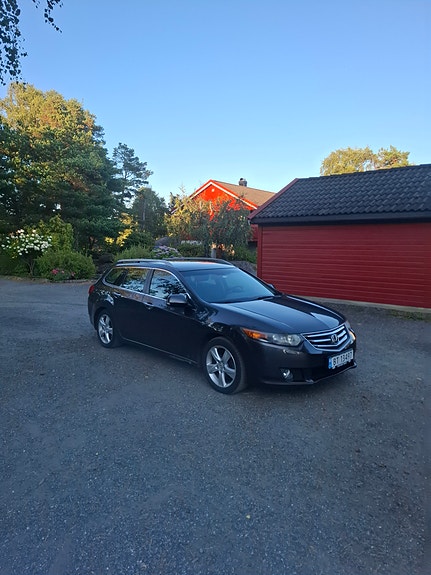 Honda Accord 8 of 30
