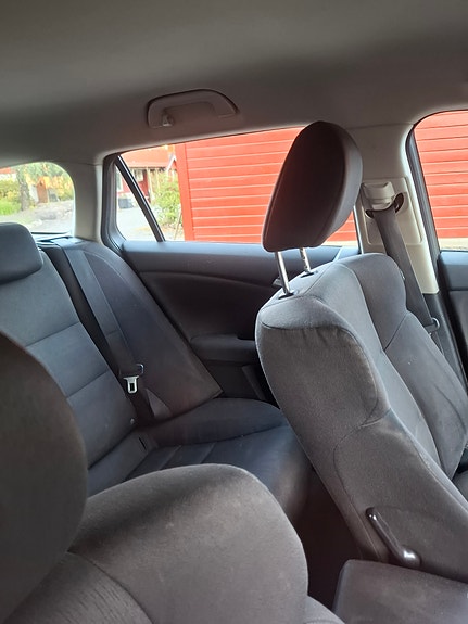 Honda Accord 21 of 30