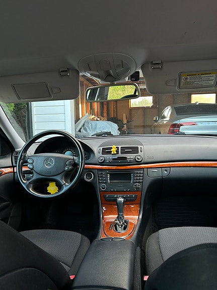 Mercedes-Benz E200 d 8 of 17