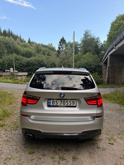 BMW X3 8 of 8