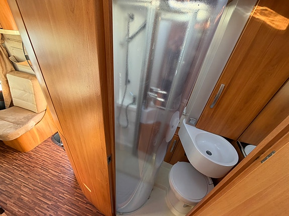 Hymer B 614 CL 28 of 30