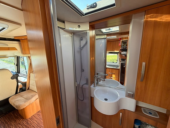 Hymer B 614 CL 24 of 30