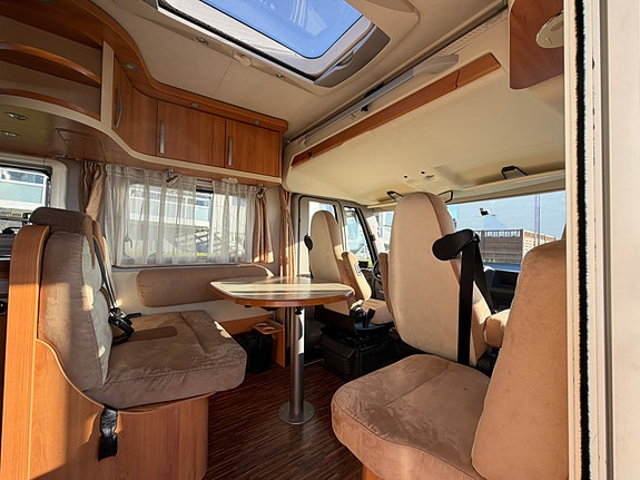 Hymer B 614 CL 15 of 30