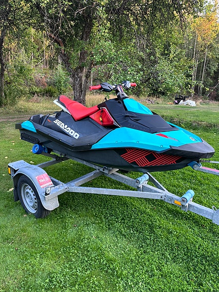 Seadoo spark trixx 2up med henger 4 of 9