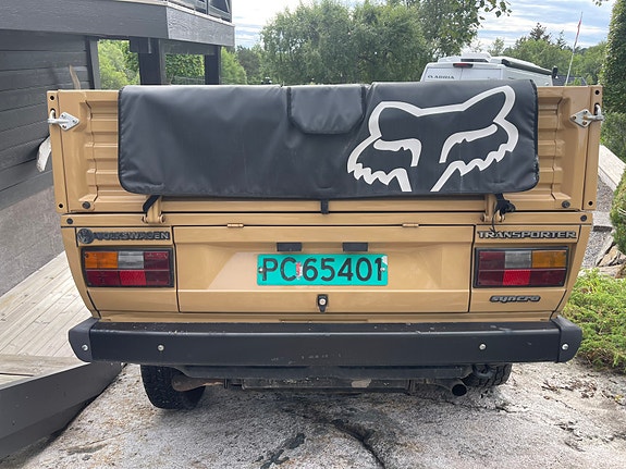 Volkswagen Transporter 2 of 13