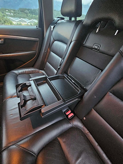 Volvo V70 14 of 30