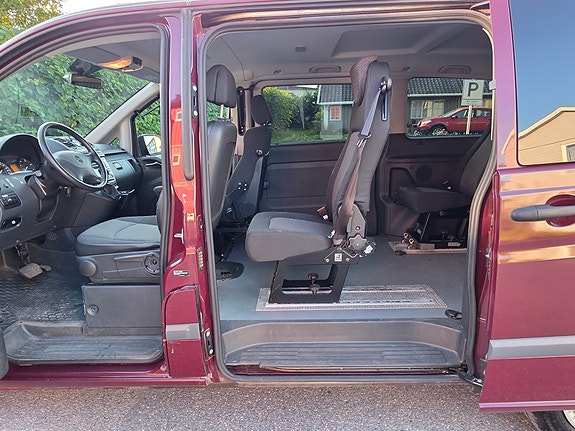 Mercedes-Benz Vito 113 23 of 28