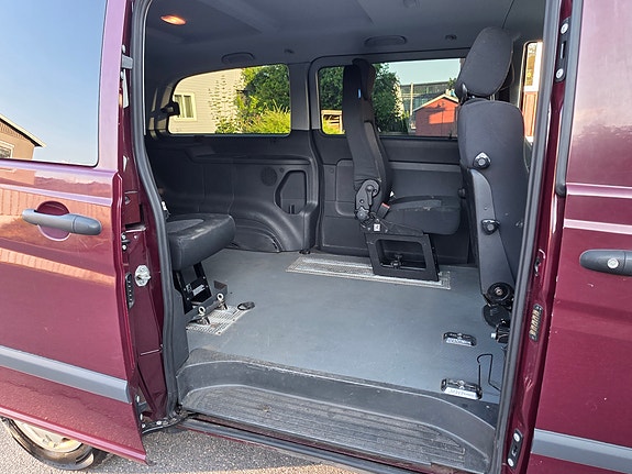 Mercedes-Benz Vito 113 25 of 28