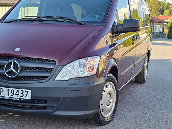 Mercedes-Benz Vito 113 2 of 28