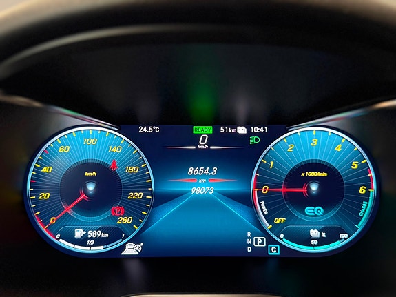 Mercedes-Benz GLC300 de 24 of 30