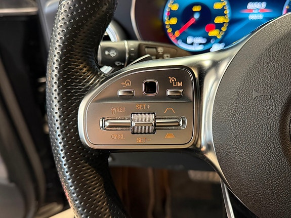 Mercedes-Benz GLC300 de 19 of 30