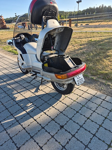 Honda PC 800 Pacific Coast 7 of 10