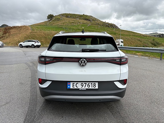 Volkswagen ID.4 4 of 30