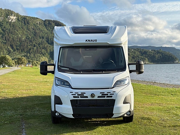 Knaus LIVE WAVE 700 MEG PLATINUM SELECTION LUFT FJERING BAK / GULVTEPPER / DIESEL TRUMA / ++ 2 of 30