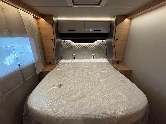 Knaus LIVE WAVE 700 DX PLATINUM SELECTION / DIESEL TRUMA / 8 G GIRKASSE / LUFT FJERING BAK !! 27 of 30