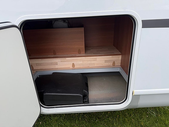 LMC PASSION T713 6 of 30