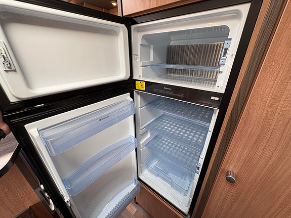 Knaus Sky TI Automat, Solcelle, Sykkelstativ 14 of 28