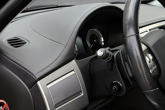 Jaguar XF 14 of 30