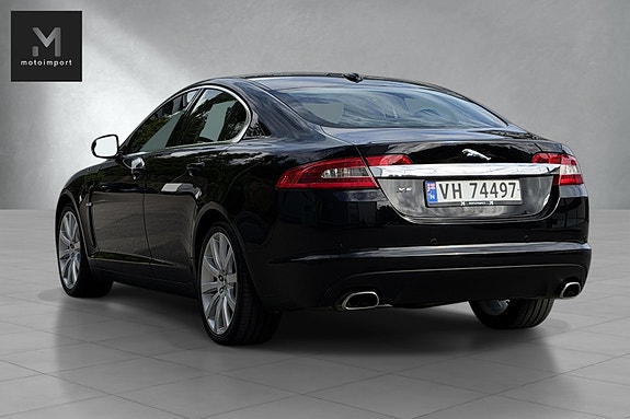 Jaguar XF 4 of 30
