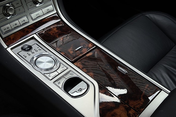 Jaguar XF 21 of 30