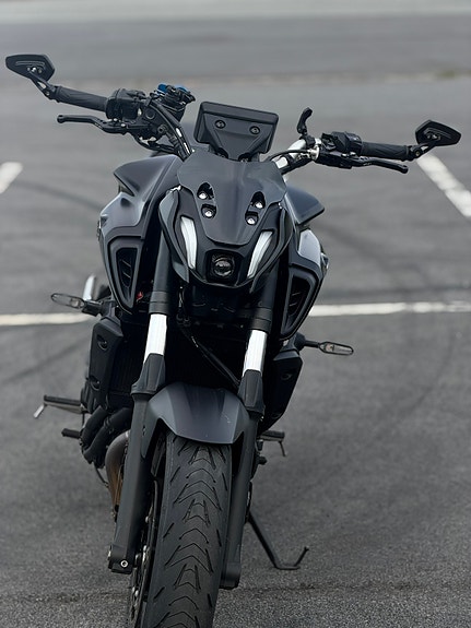 Yamaha MT-07 7 of 9