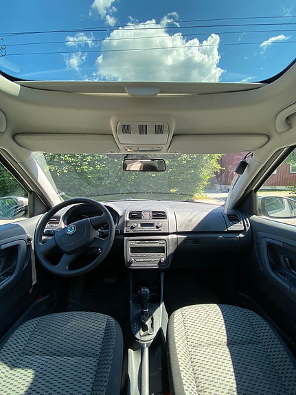 Skoda Roomster 2 of 24